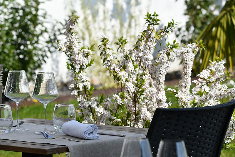 Salle du restaurant Le Cheval Blanc à Giffaumont